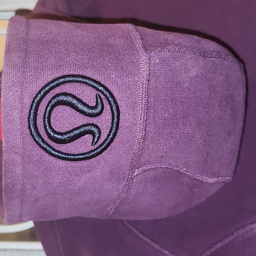 RARE LULULEMON ATHLETICA scuba HOODED JACKET SIZE 0 - Picture 5 of 5